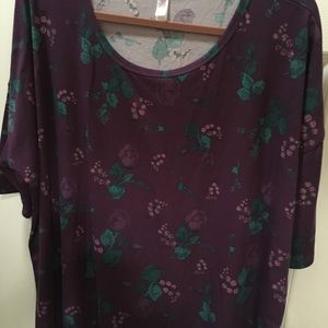 Lularoe Irma 2xl plum bkgrnd w/plum floral jd lvs